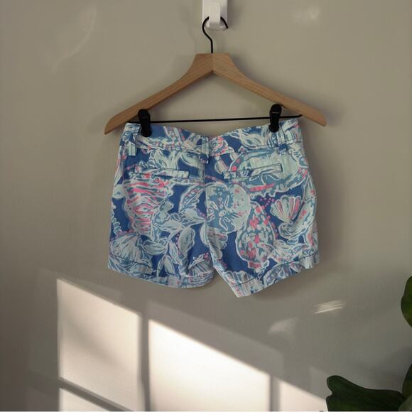 Lilly Pulitzer The Callahan Short Seashell Beach Print Button Zipper Pockets EUC - Picture 2 of 11